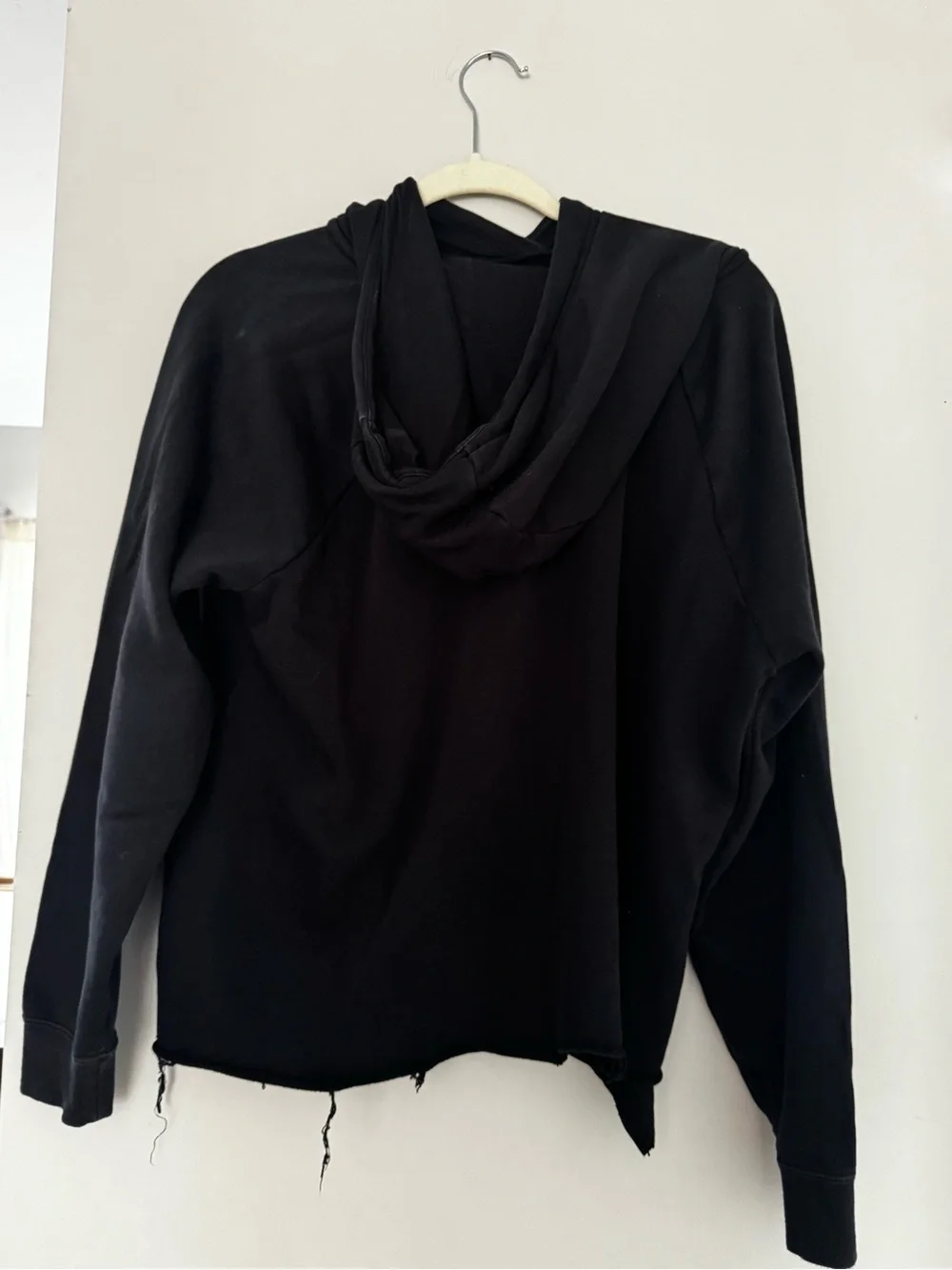 Nike Black Pullover Hoodie cropped  with White Tag Logo size M